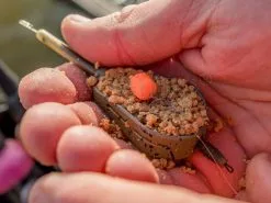 Guru Koszyki In-line Hybrid Feeders -Oferty Method Feeder Sklep koszyki in line hybrid feeders yv